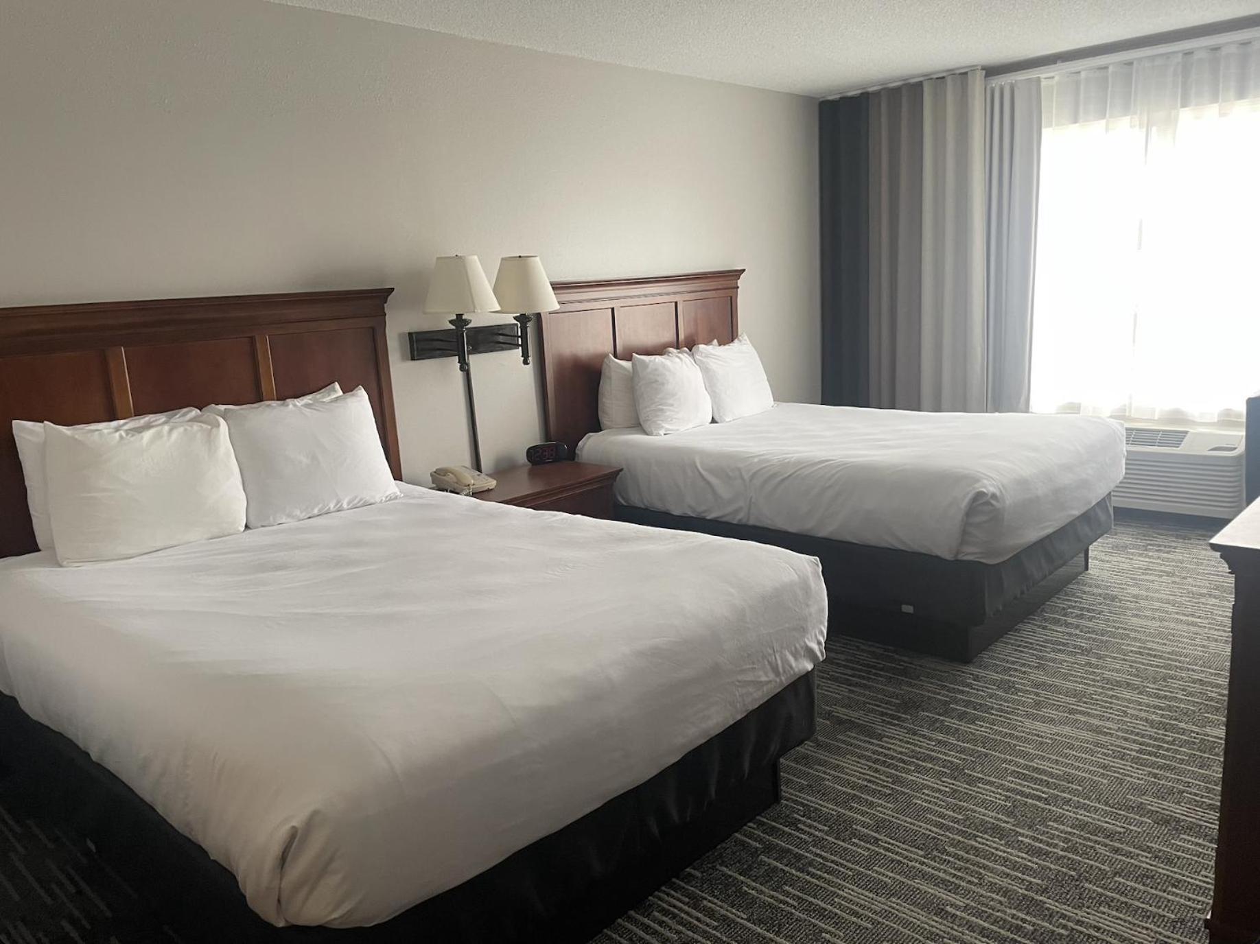 Harmony Inn & Suites 道奇堡 外观 照片
